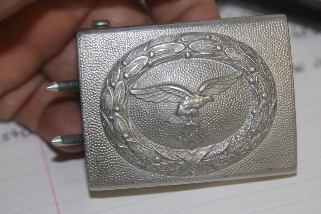 World War II Era German Belt Buckle: as shown