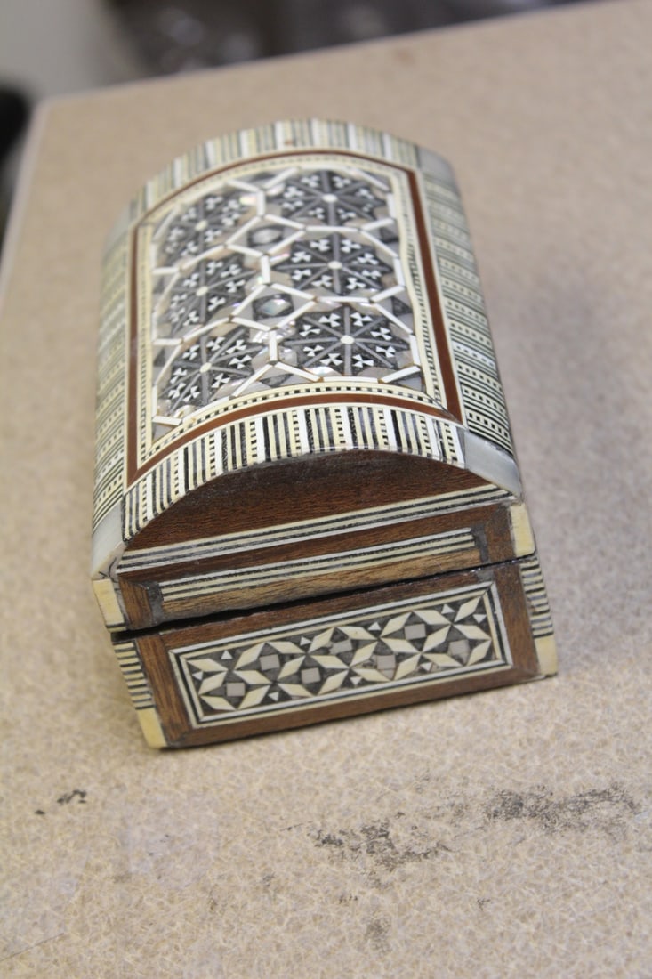 Inlaid Dome Wooden Box - 2