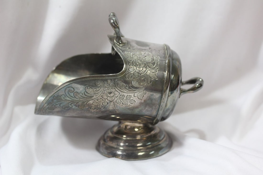 An Ornate Silverplated Container - 2