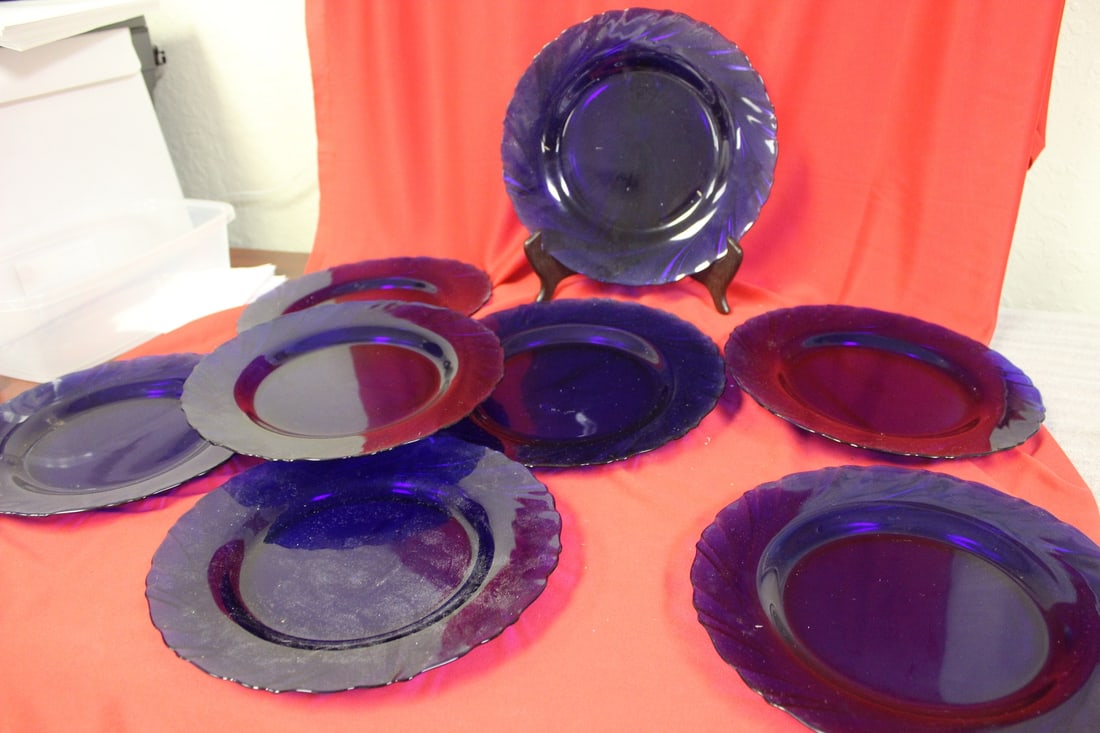 Lot of 8 Vereco Cobalt Blue Glass Plates: made in France - each 9" in diameter