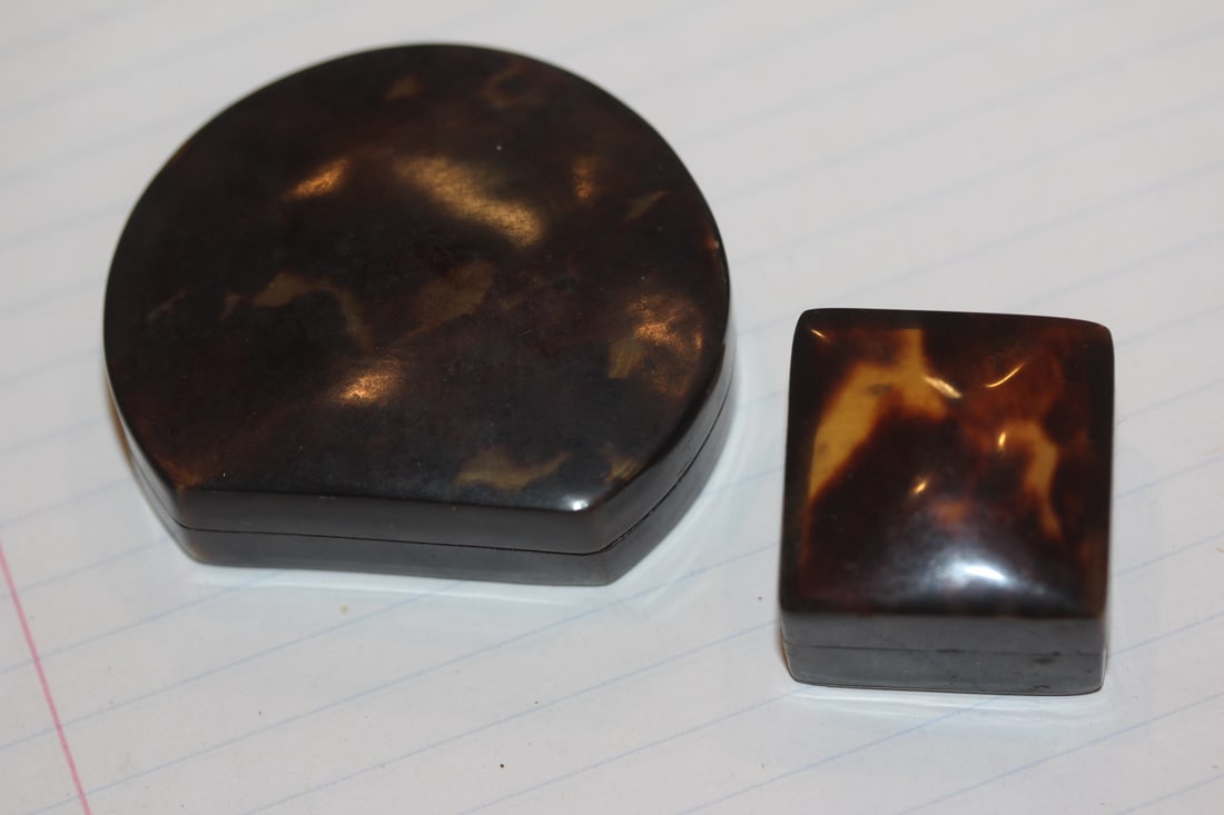 Lot of 2 Faux T o r t oi s e Shell Trinket Boxes: as shown on photos