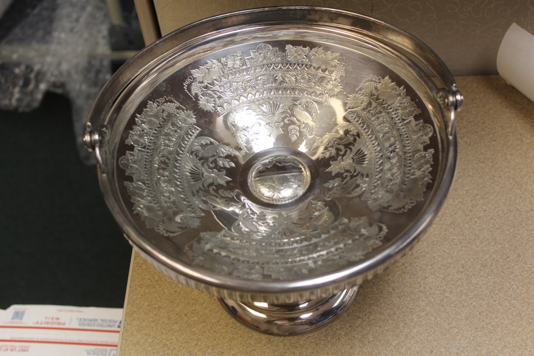 Beautiful Wilcox Silverplate Pedestal Cake Plate: with handle - nice etching - 7" tall x 9 3/4" in diameter