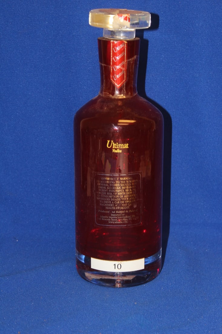 A Ruby Red Artglass Decanter - 3