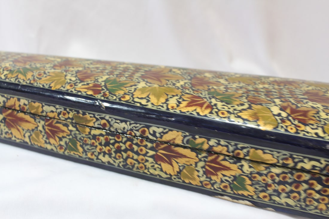 A Vintage Lacquer Box - 3