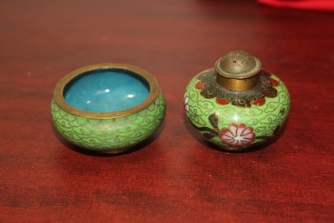 An Antique Chinese Cloisonne Salt and Pepper Shaker: and container - container= 1 3/4" in diameter