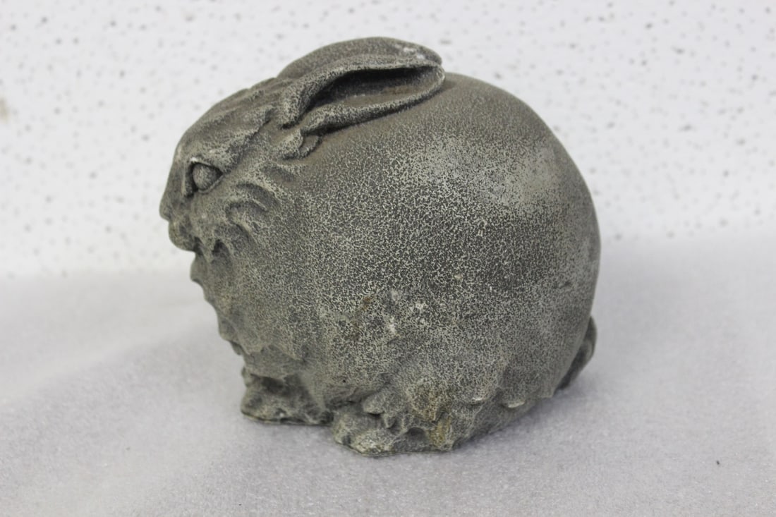 A Resin Rabbit - 3