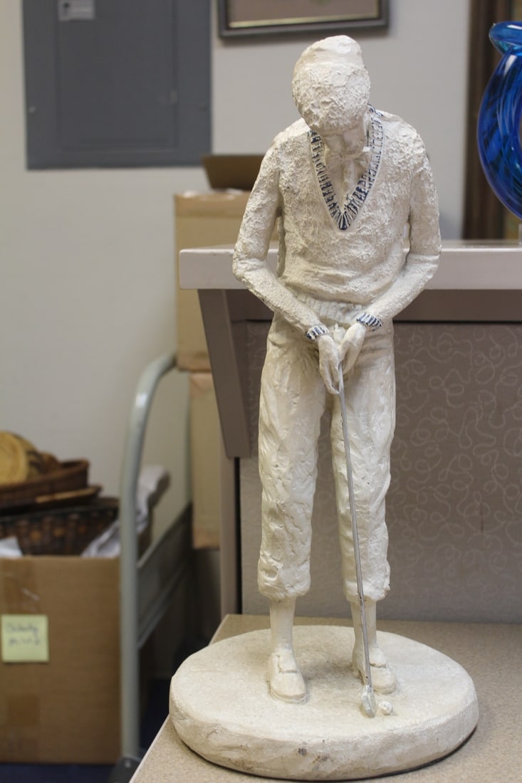 Large Golfer: composite material - 18" tall