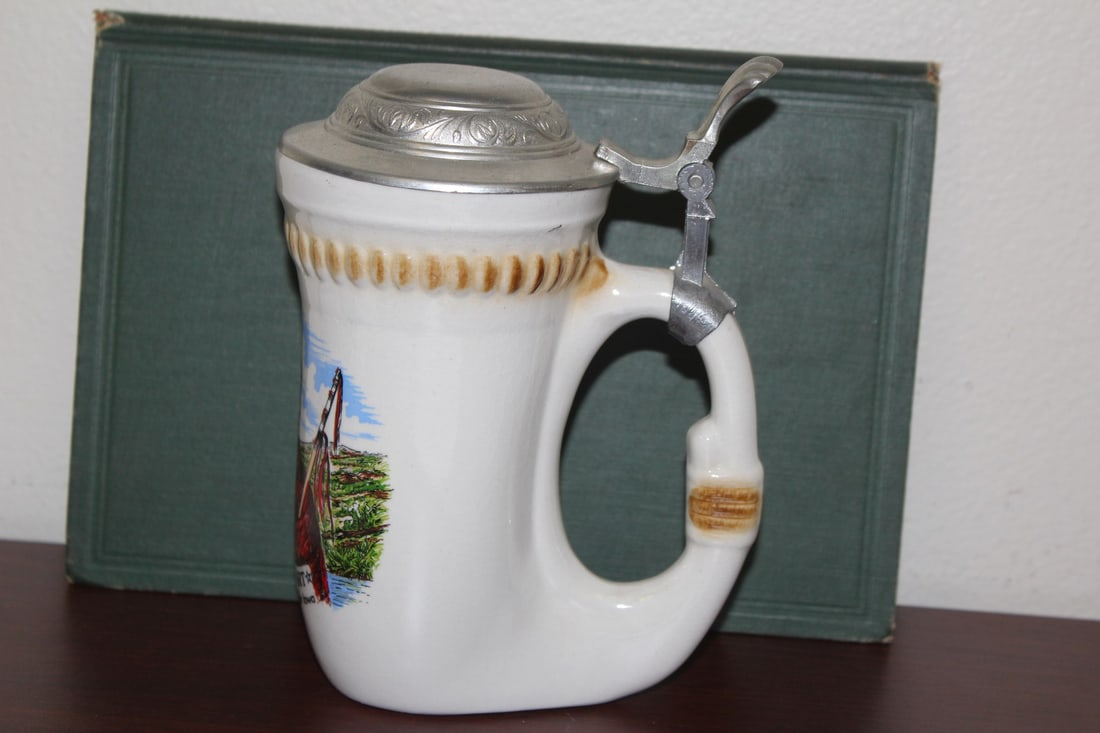 An Unusual Stein - 4