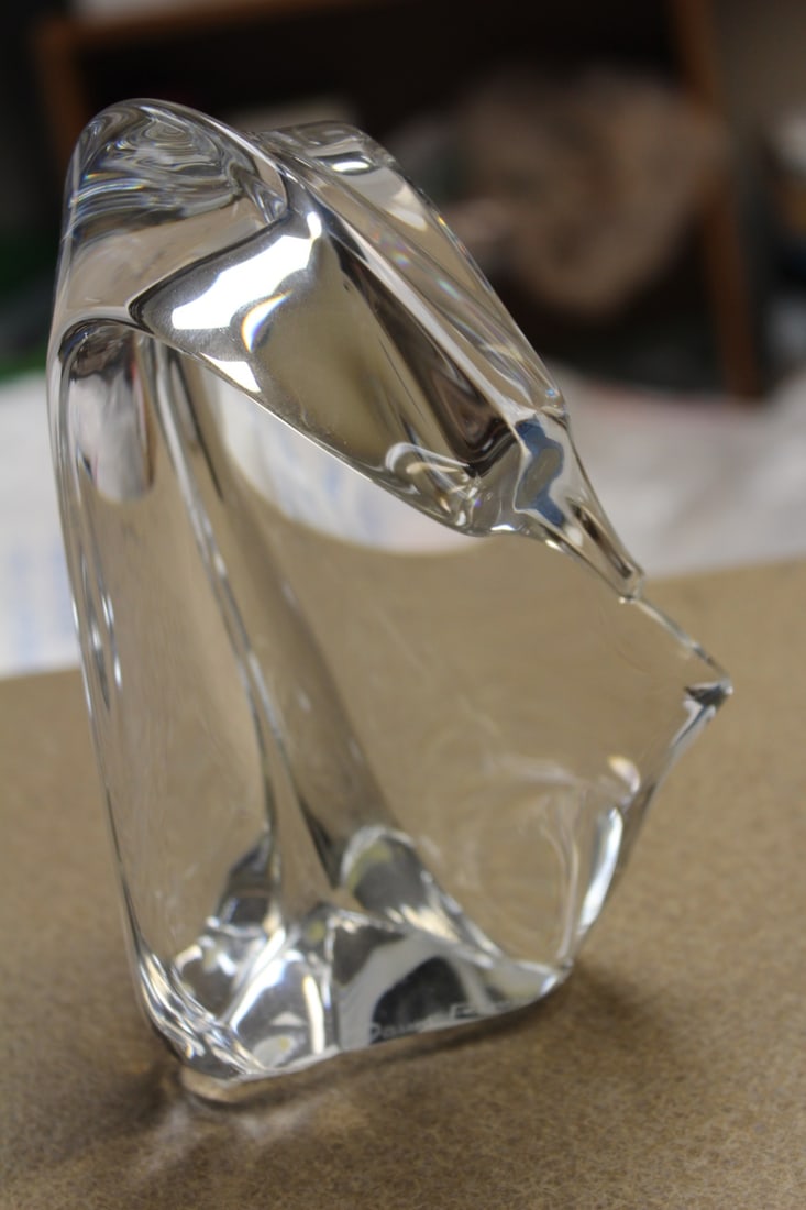 Signed Daum, France Swan?: nice crystal - 7 inches tall