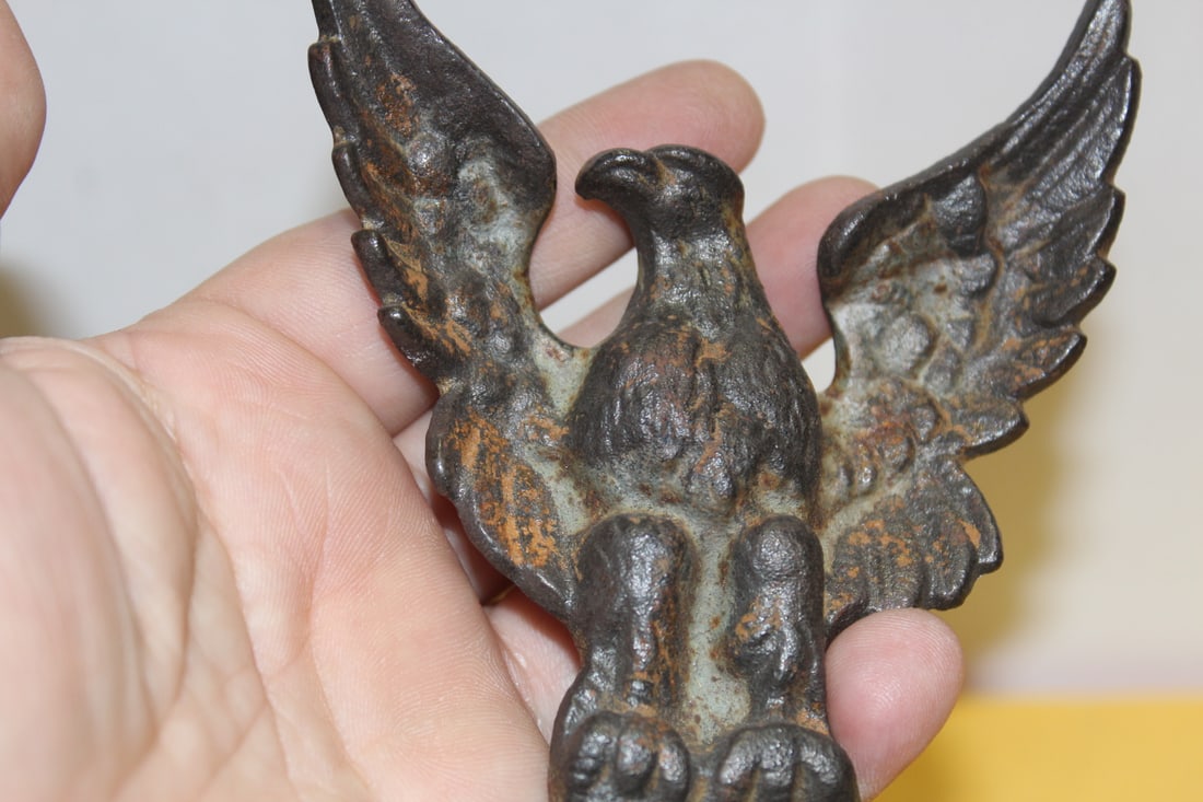 A Vintage Eagle Emblem - 3