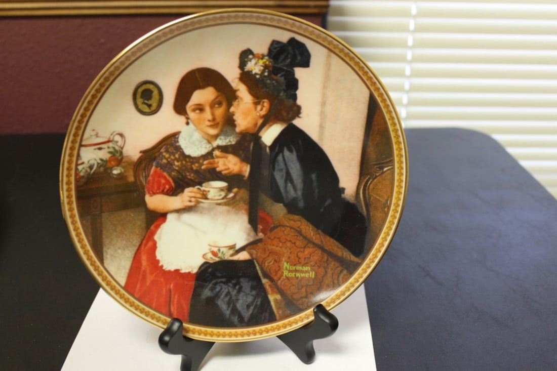 A Norman Rockwell Collector's Plate: 8 1/2 inches in diameter