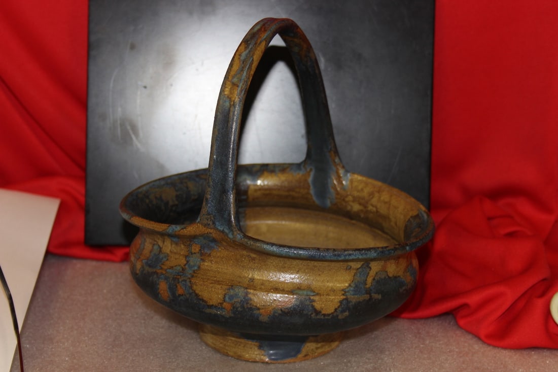 A Pottery Basket - 3