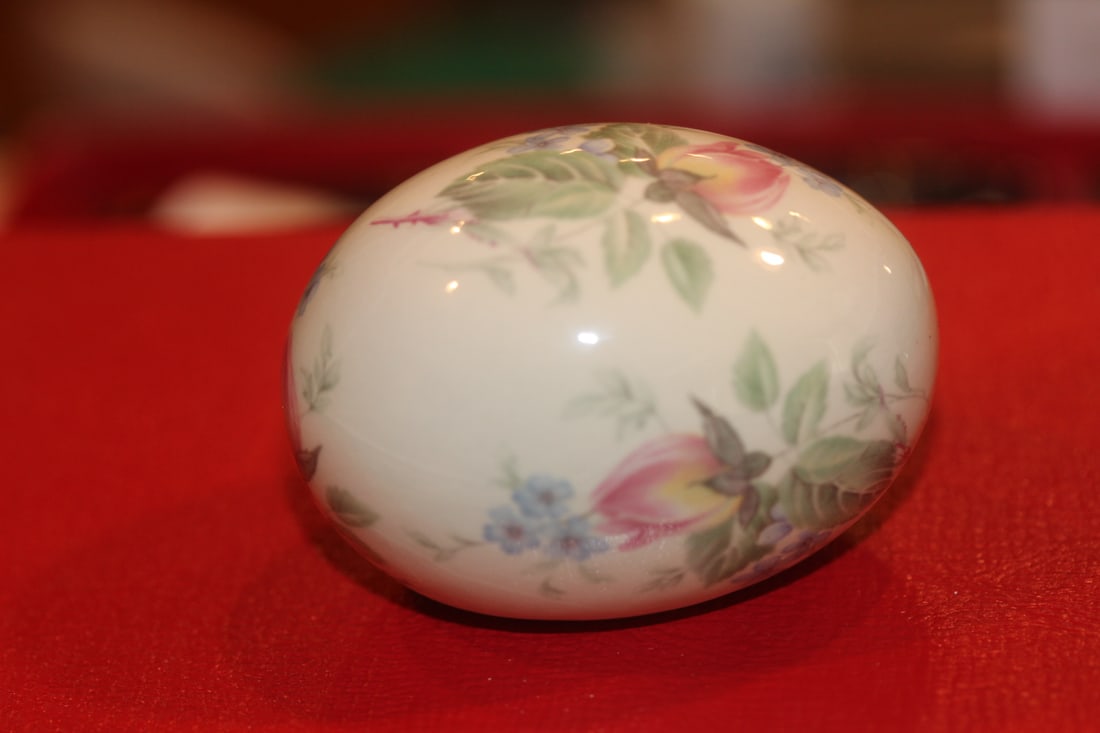 The Egg Lady Ceramic Egg: 2 3/8" across