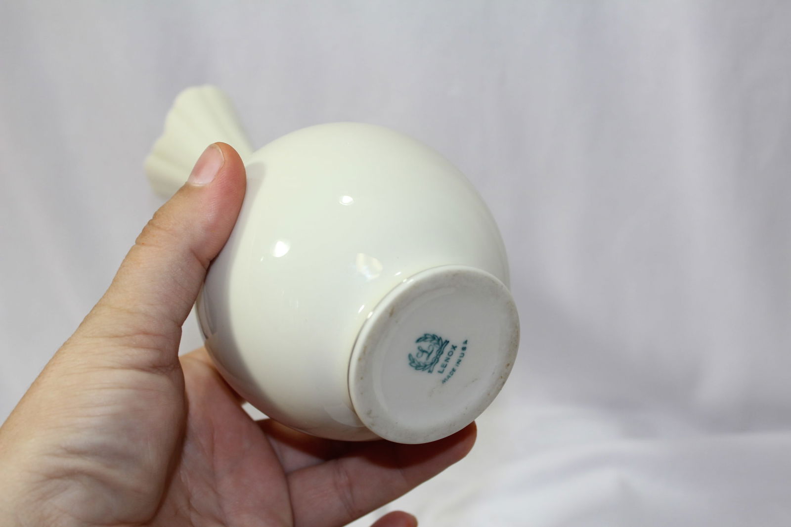 A Ceramic Lenox Vase - 7