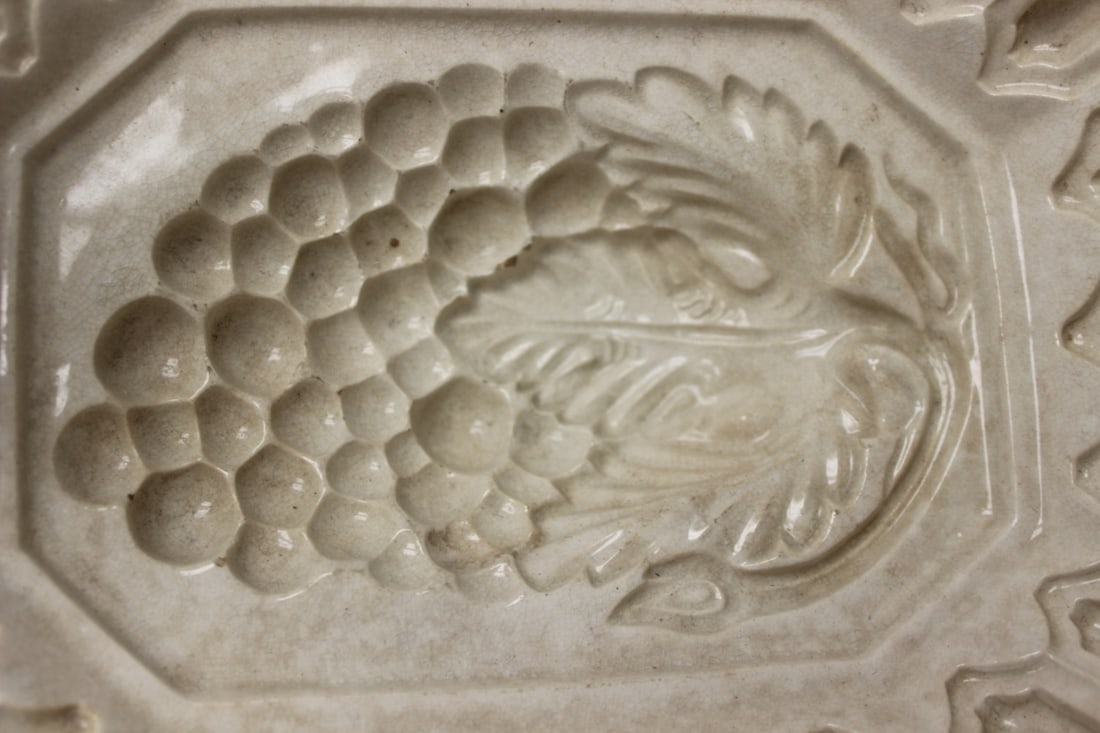 A Large Pottery / Ceramic Mold - 3