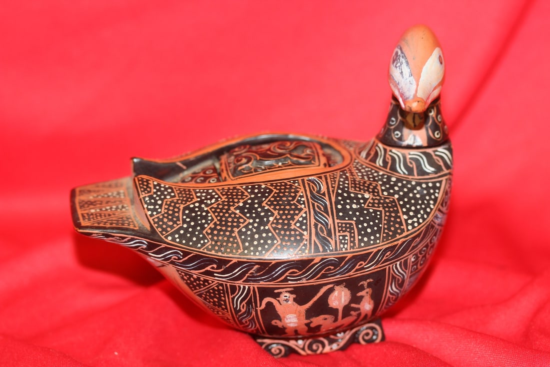 A Lacquer Duck: Oriental motif - very light weighted - 5" long