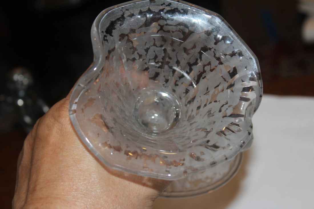 Glass Cornucopia Small Vase - 4