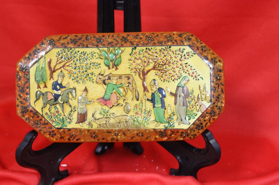Oriental Paper Mache Box - 3