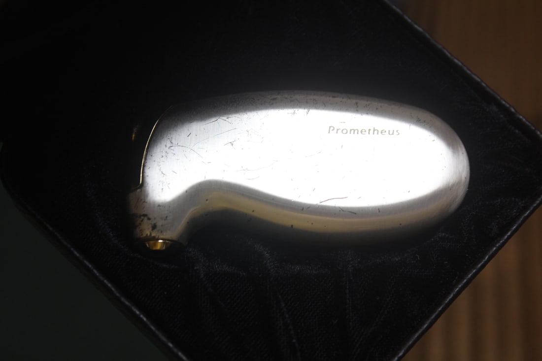 Prometheus Butane Lighter: with a fitted box - not tested to see if it works or not