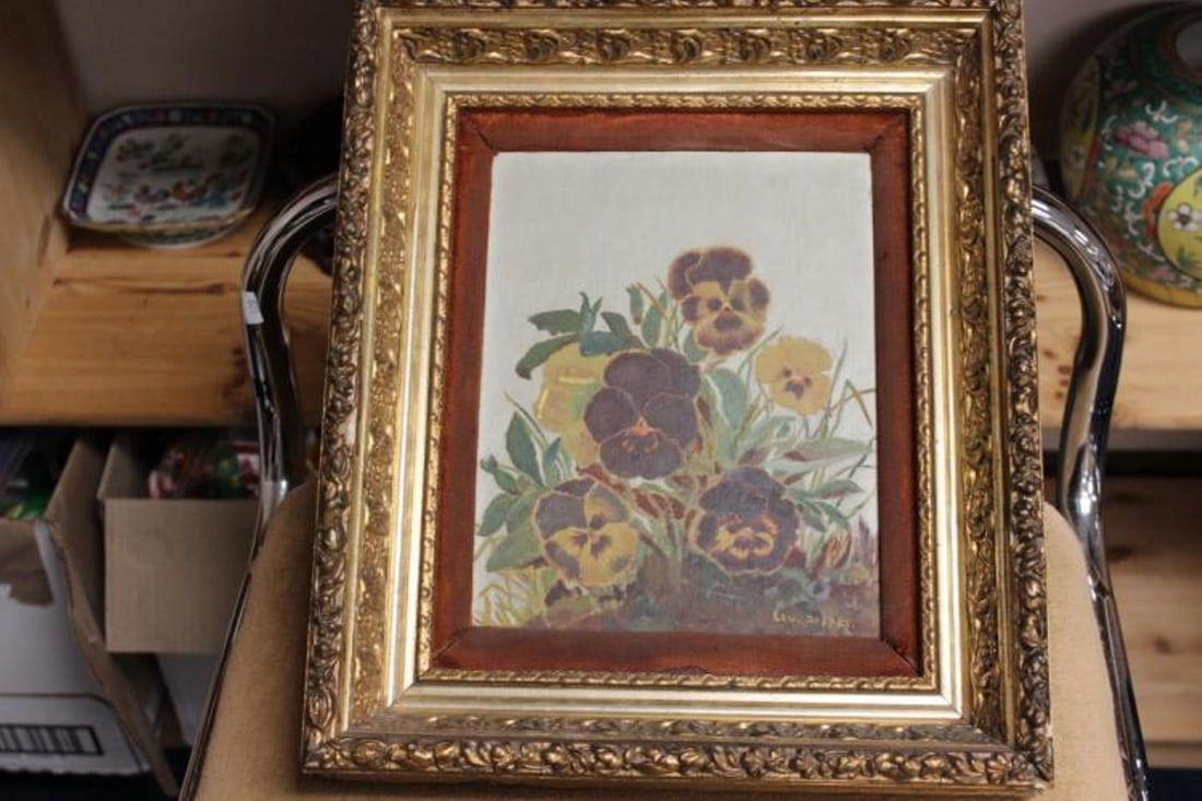 An Antique Oil on Wood Board Painting: 19th/20th century - signed on lower right (Lou Draper) - measurements= 15" x 12 3/4"