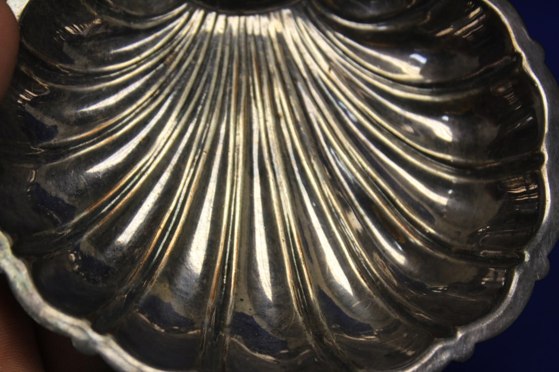 A Rare Silverplated Shell Dish - 3