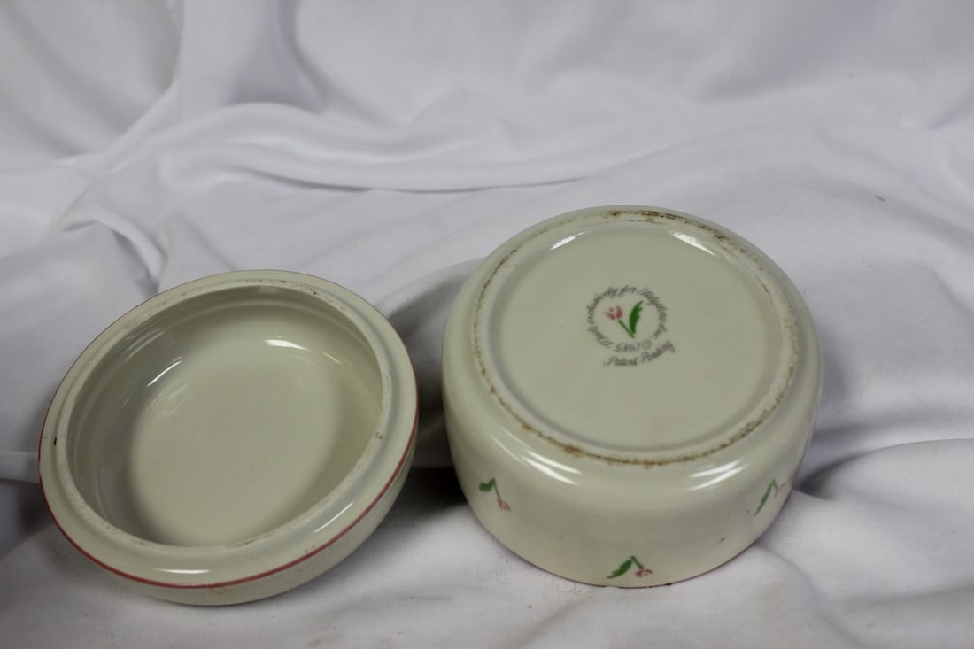 A Ceramic Box/Jar - 4