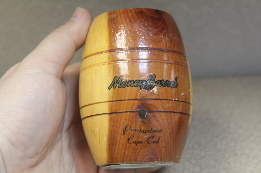 Wooden money Barrell bank: 3 5/8" long