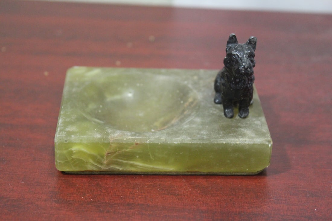 An Art Deco Period Onyx and Metal Dog Coin Tray: 3 7/8" across