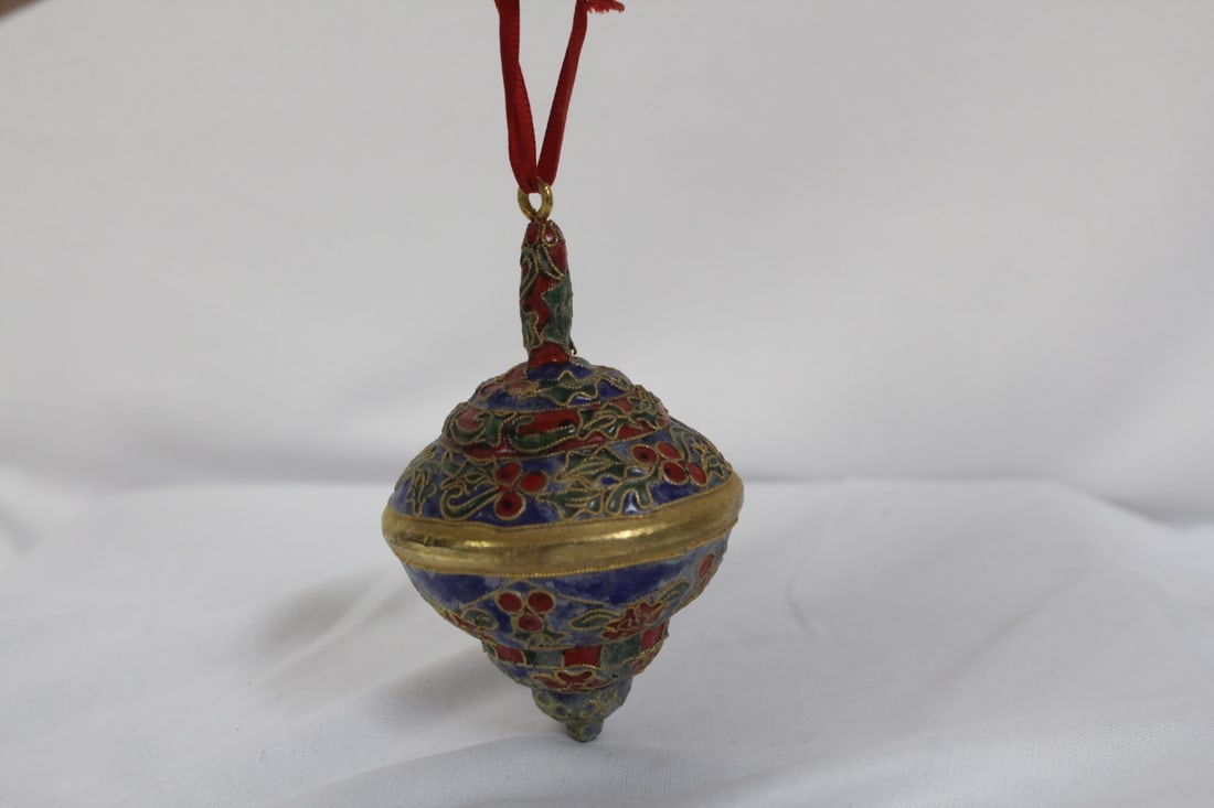 Cloisonne Ornament: 4" long