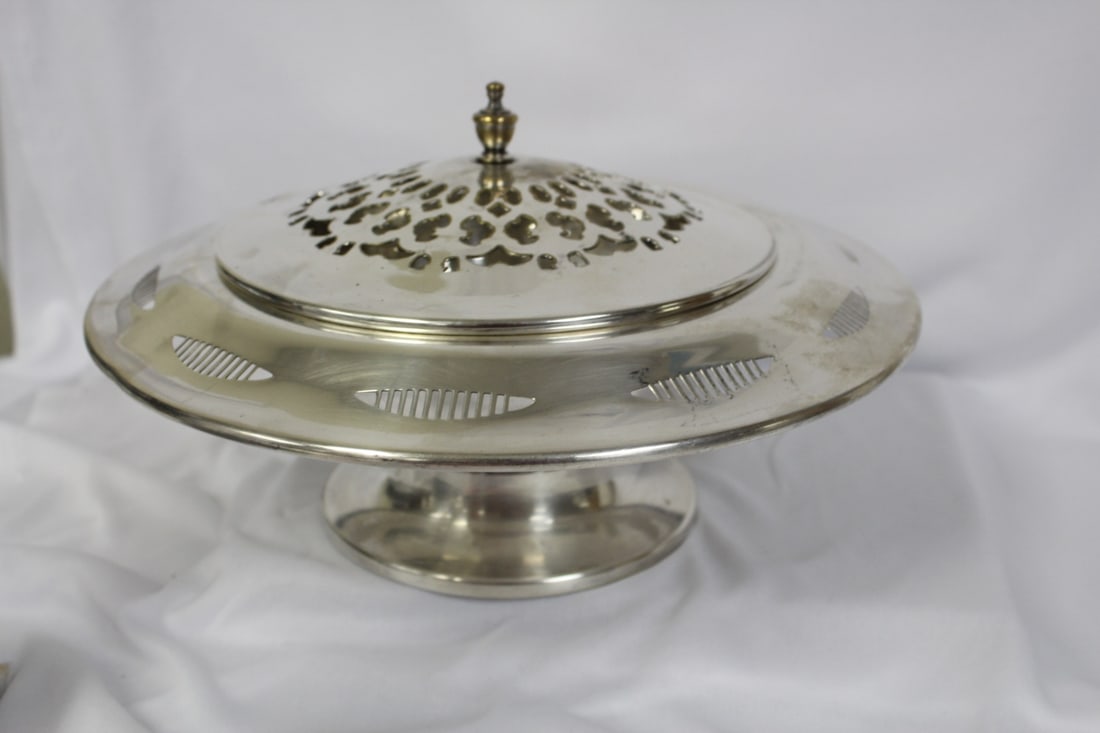 Silverplated Serving Dish with Lid - 8