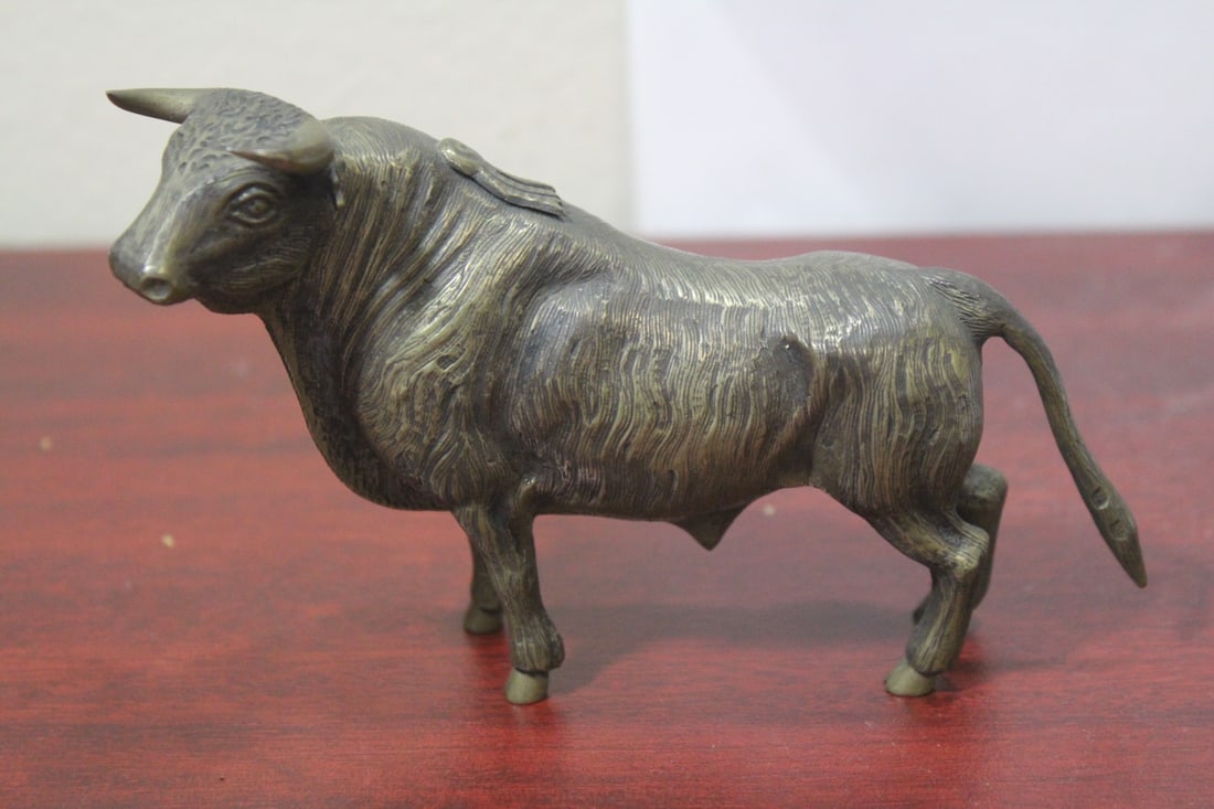 A Well Carved Brass Ox: 5 1/2" across