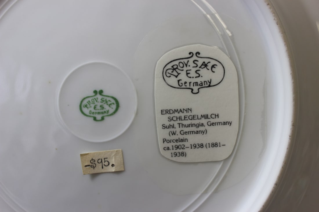 A German Two-Handle Plate - 8