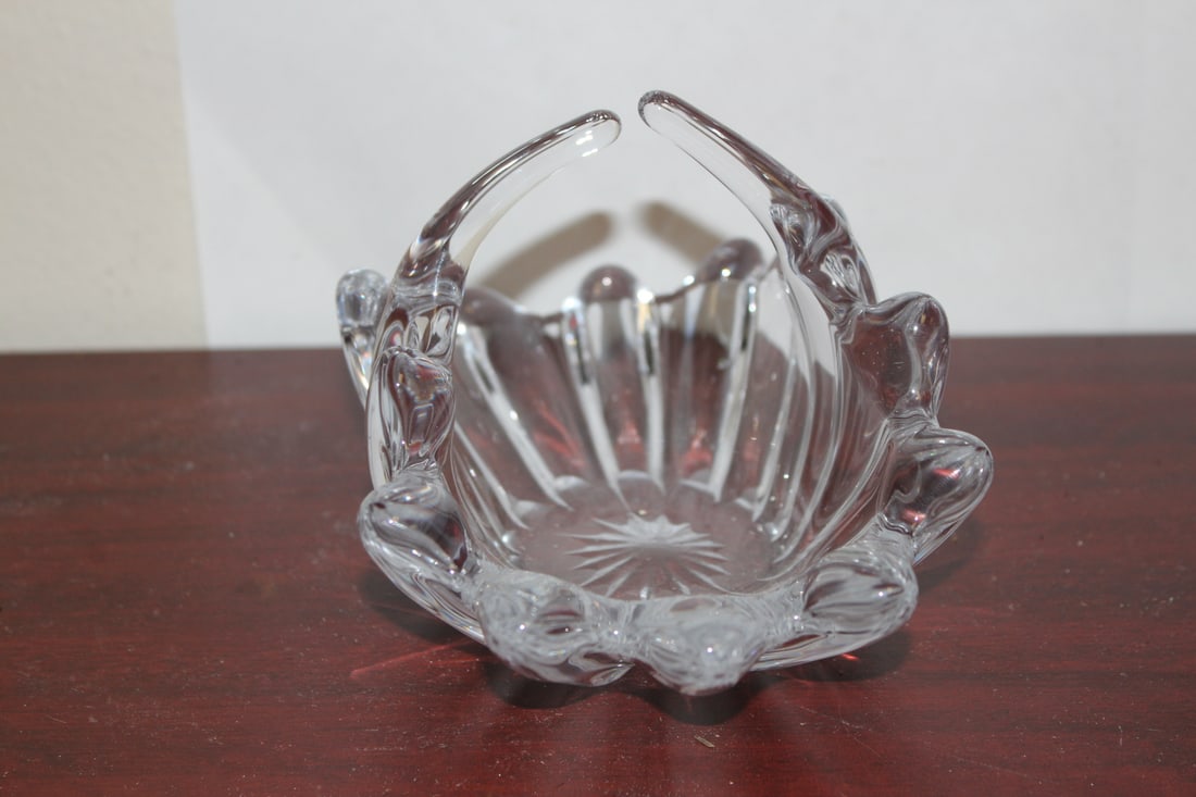 A Crystal Basket - 3