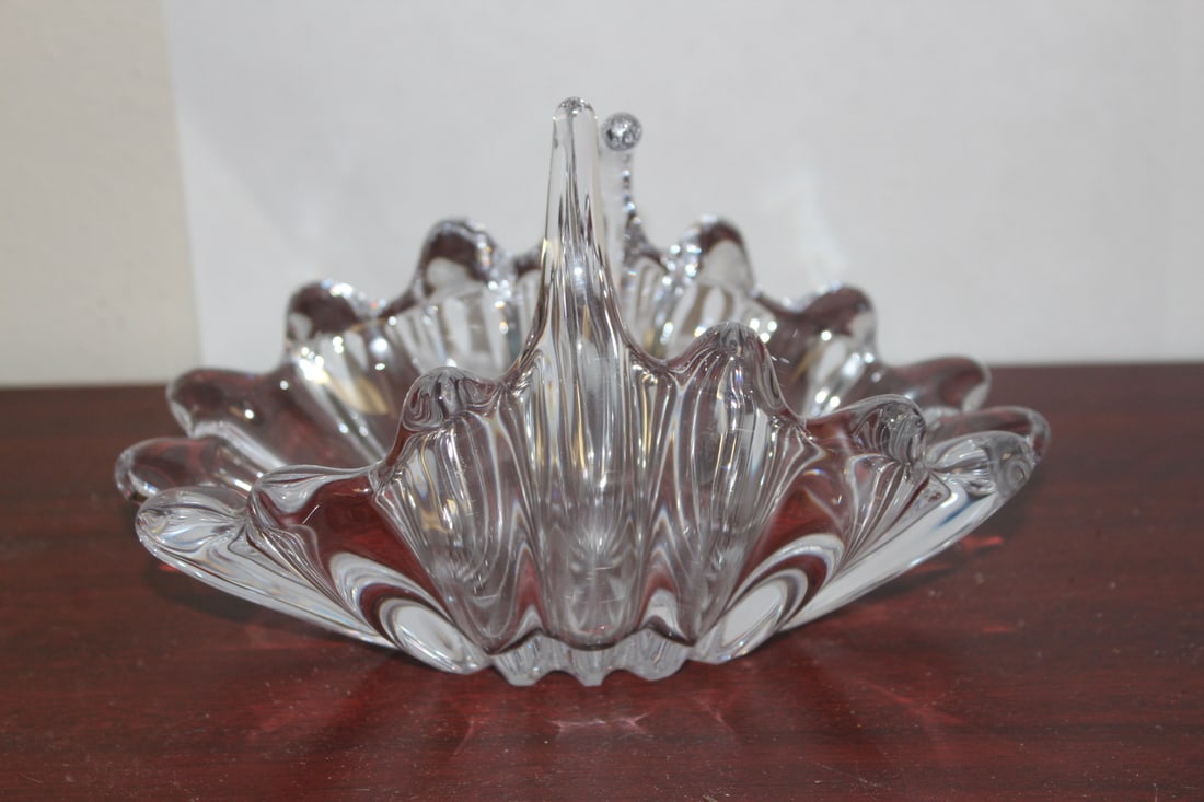 A Crystal Basket - 4