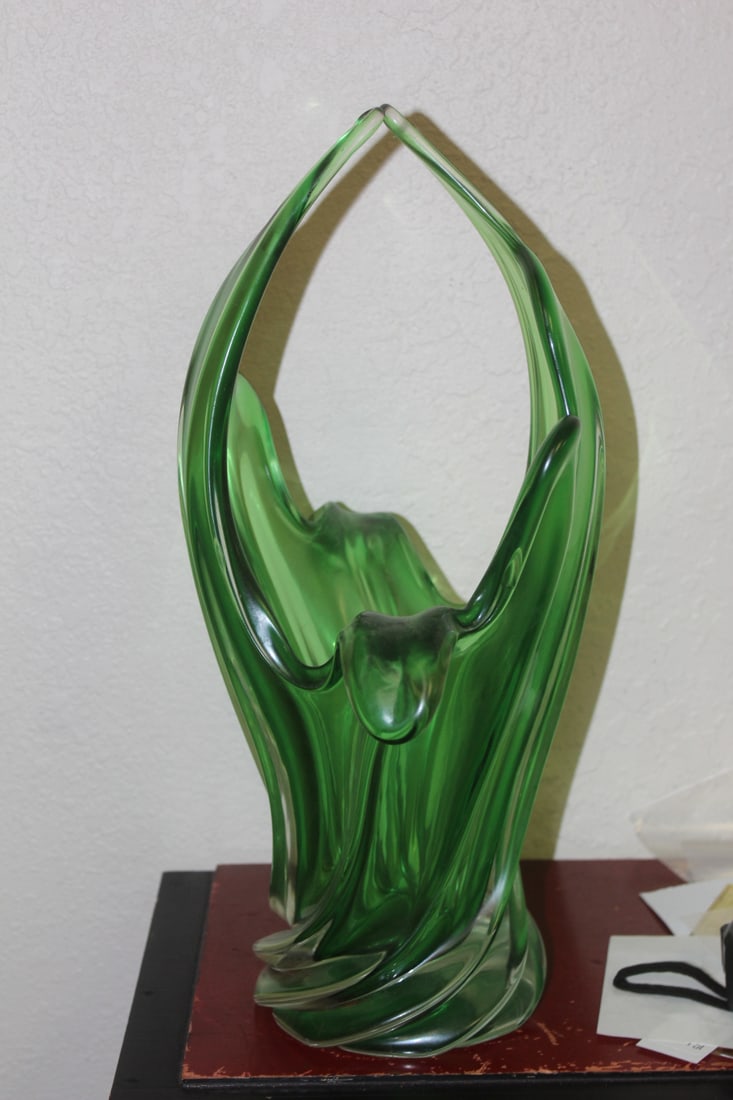 Art Glass Vase: 15 1/4" tall