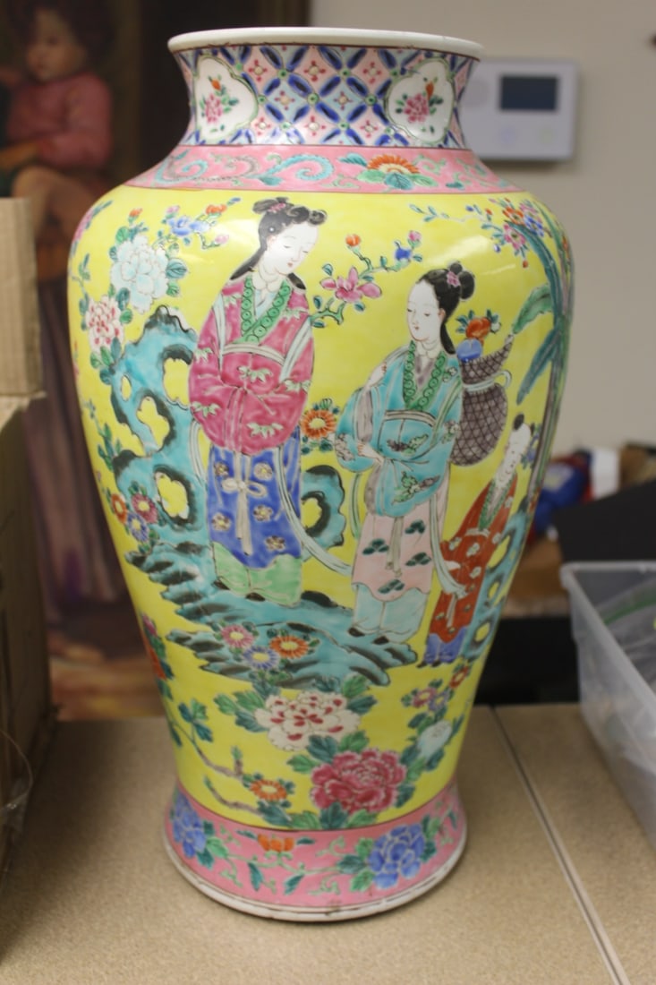 Large Famille Jaune Chinese Vase: late republic period in my opinion - 18 3/8" tall