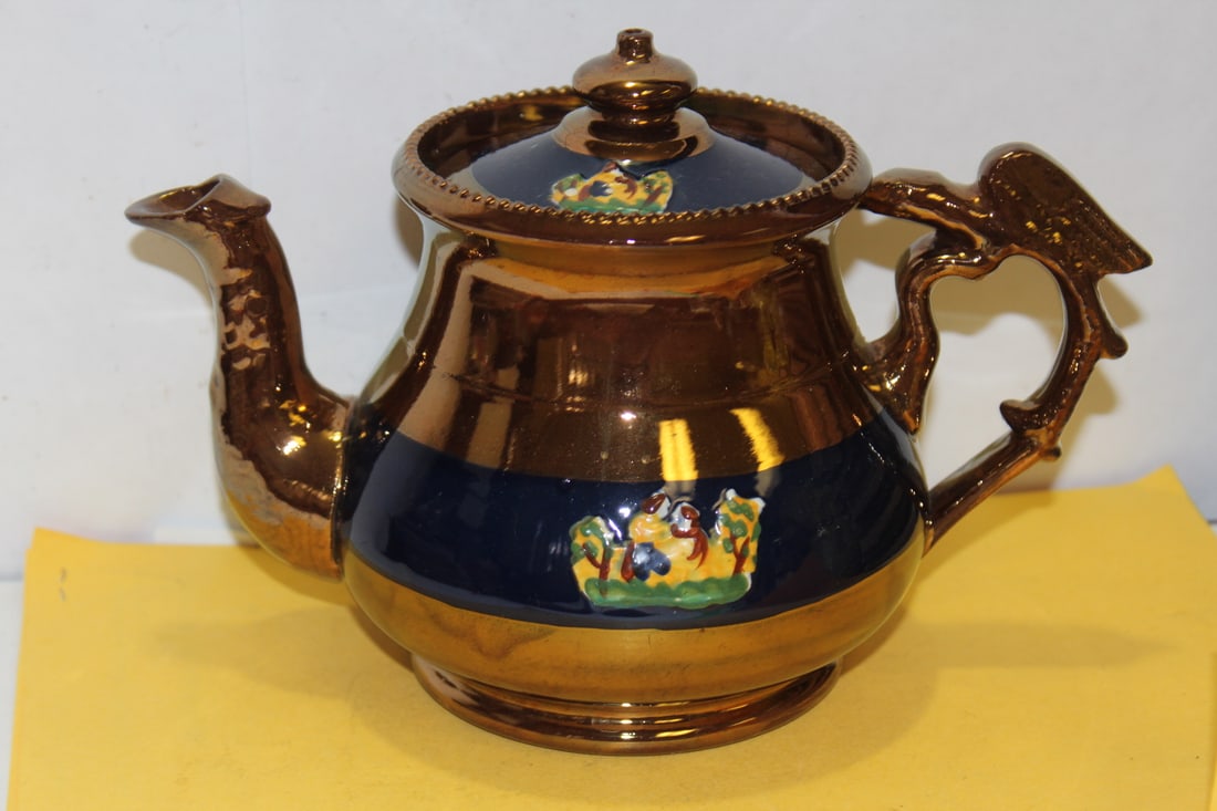 A Ceramic Lusterware Teapot - 2