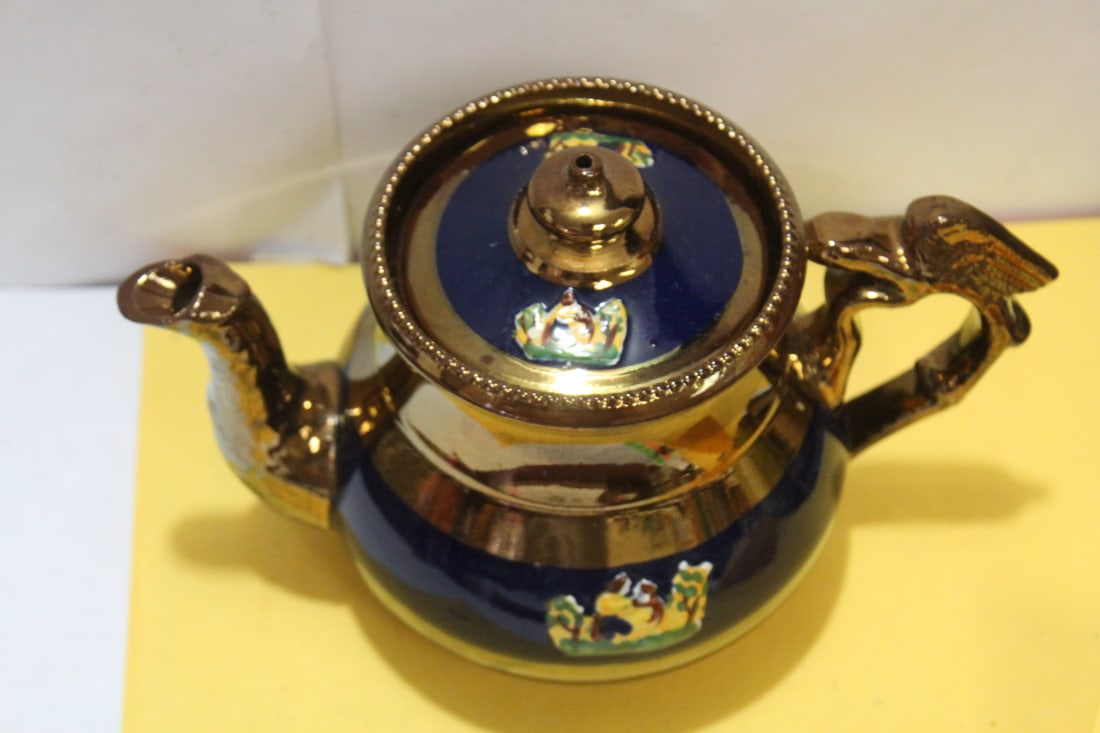 A Ceramic Lusterware Teapot - 4