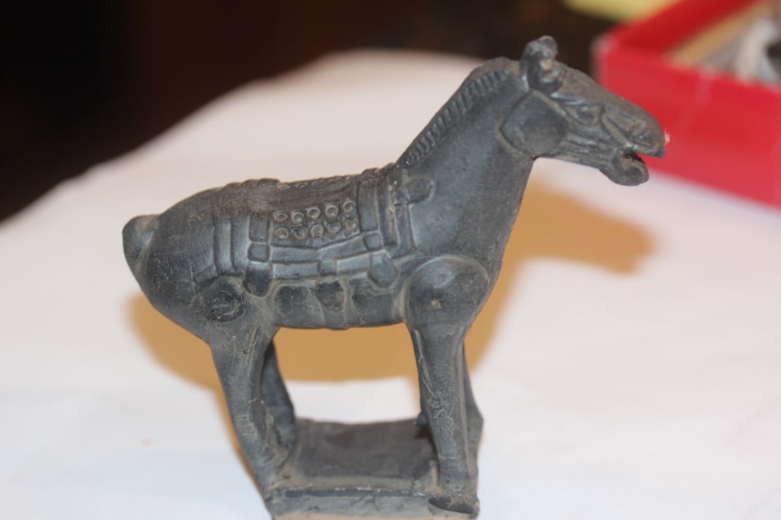 Small Terracotta Horse: modern - 4 1/2" across