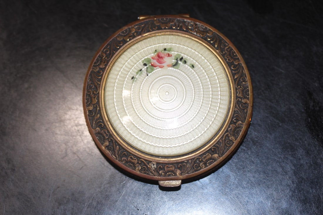 Art Deco Period Enamel Guilloche Compact: nice carving - 2 1/2" in diameter