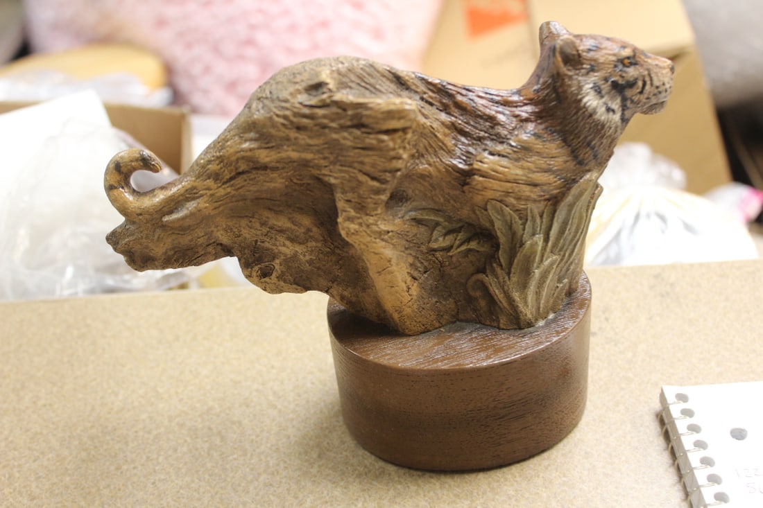 Jungle Graces Limited Edition Cheetah: 7 1/2" across