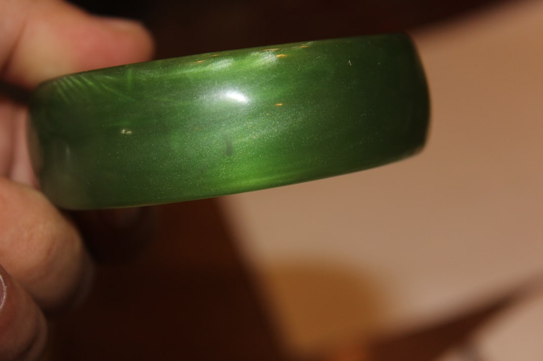 Lucite Bangle Bracelet - 2