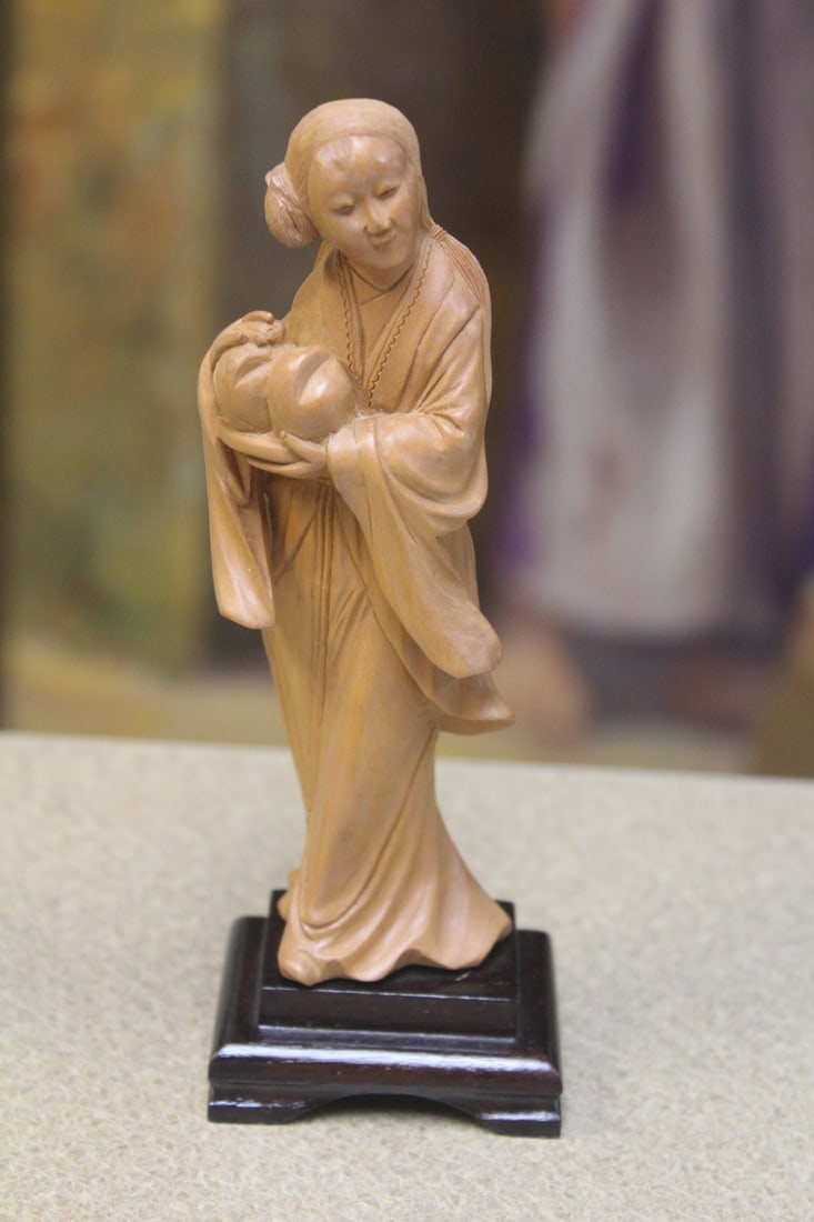 Carved Boxwood Chinese Lady on Stand: overall= 8 1/2" tall