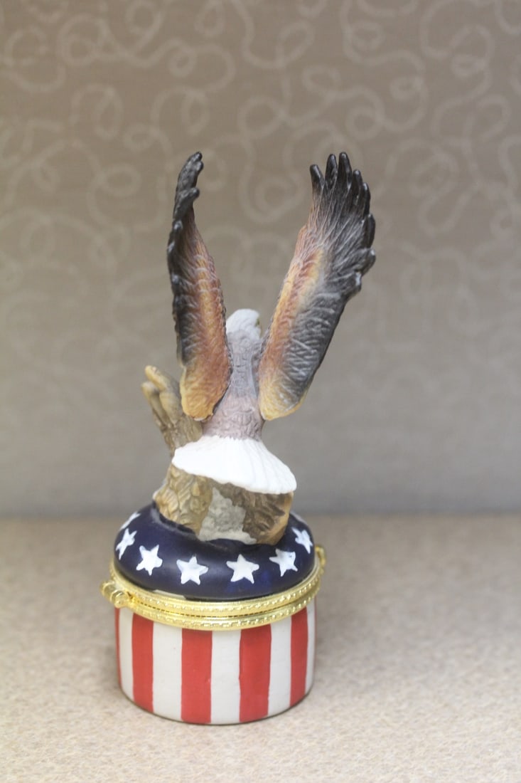 Eagle Ceramic Trinket Box - 3