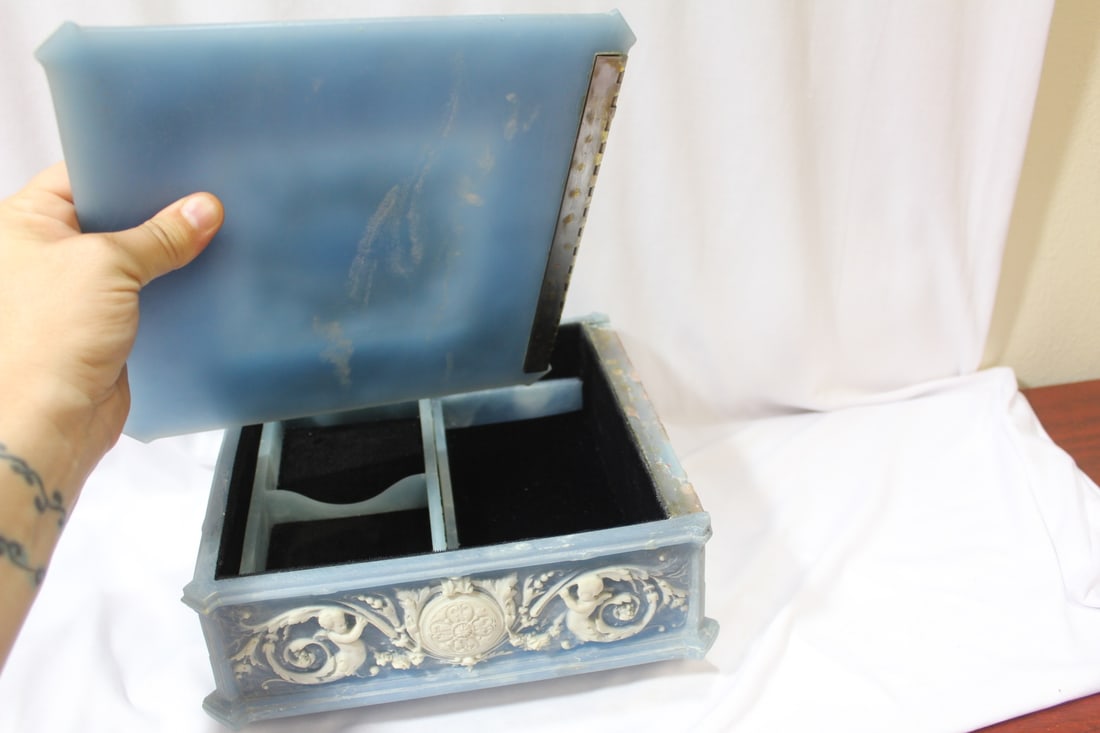 A Resin Box - 4