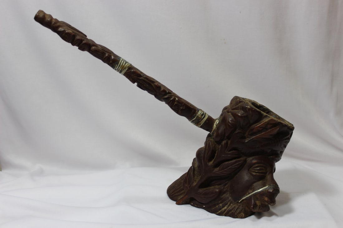 A Large Smoking Pipe? - 4