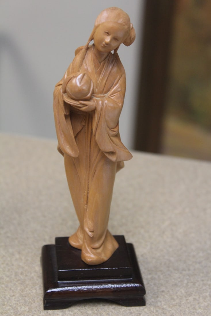 Carved Boxwood Chinese Lady on Stand: overall= 8 1/2" tall