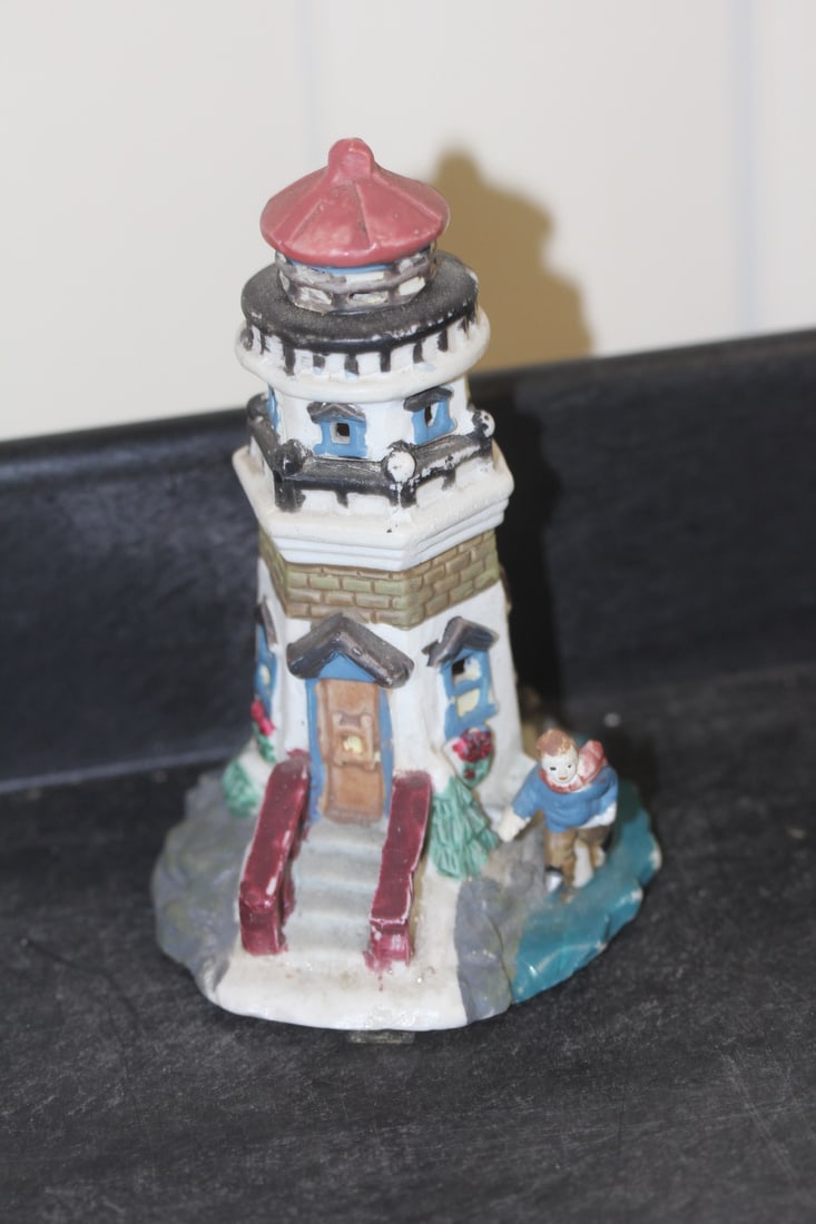 Ceramic Light House: 5 1/4" tall