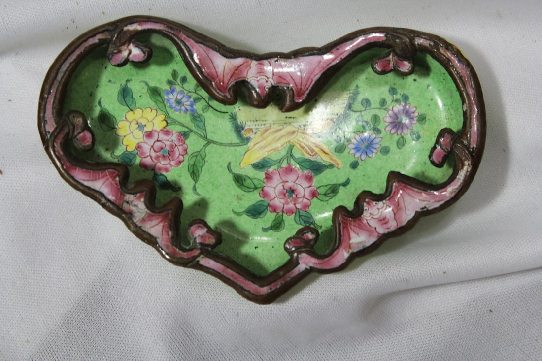 An Unusual Chinese Enamel Dish: bat form - marked "China" - about 100 years old -4 1/8" across
