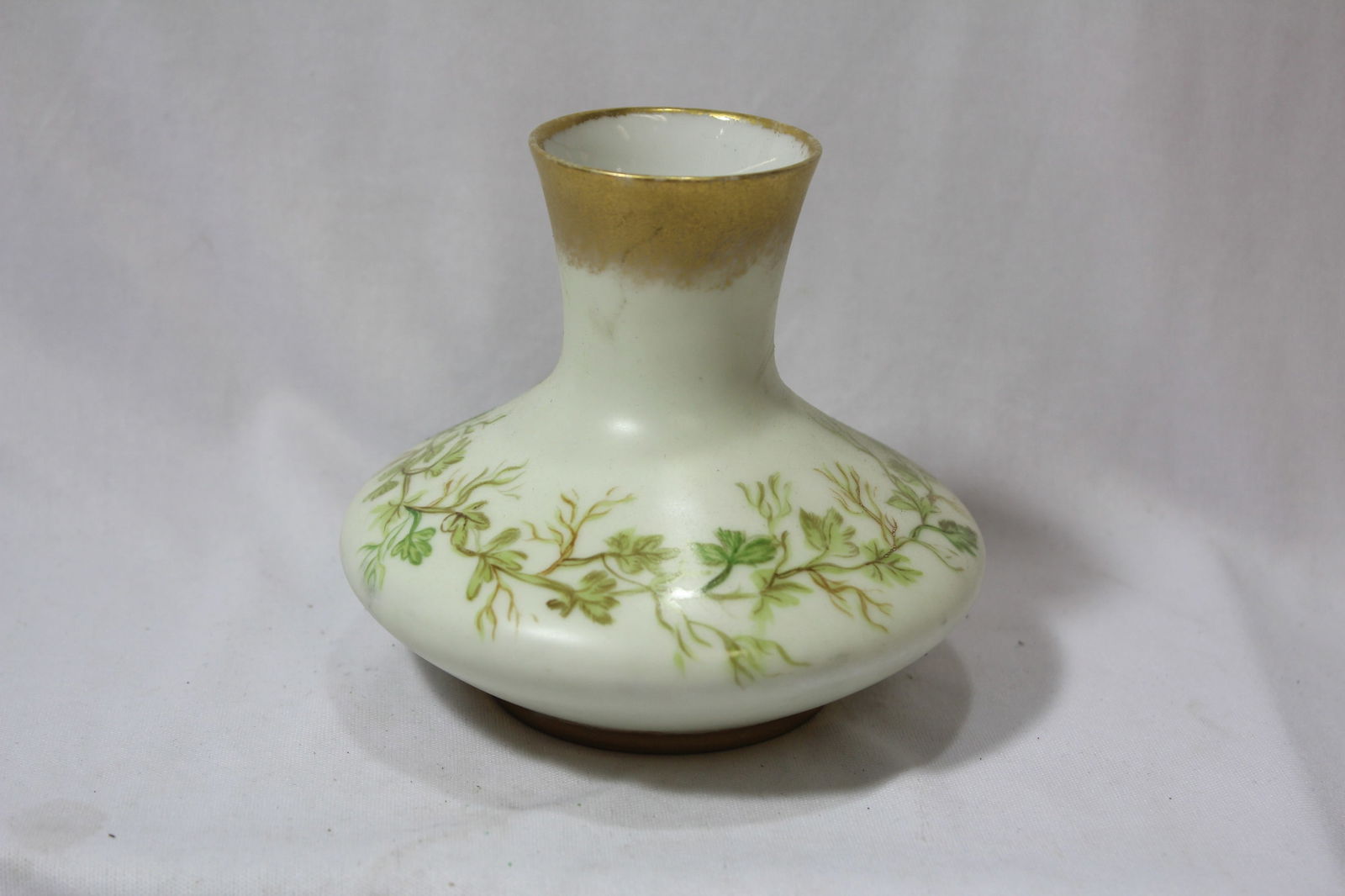 A Ceramic Handpainted Vase (1 of 4)